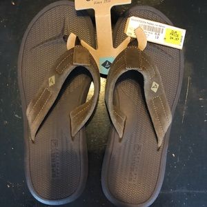 Men’s Sperry flip flops